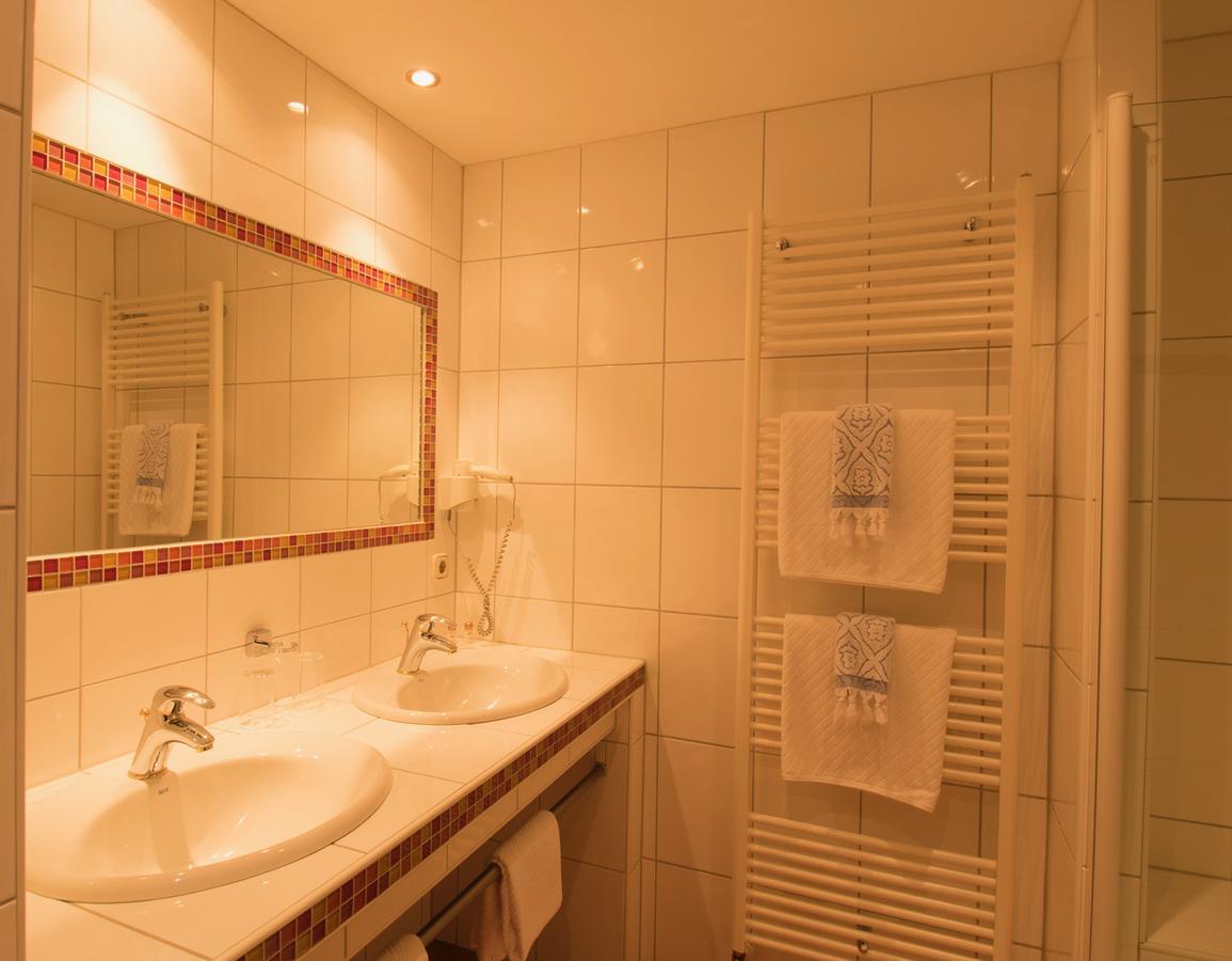 Vintagehotel Twenty-eight Bad Bertrich Buitenkant foto